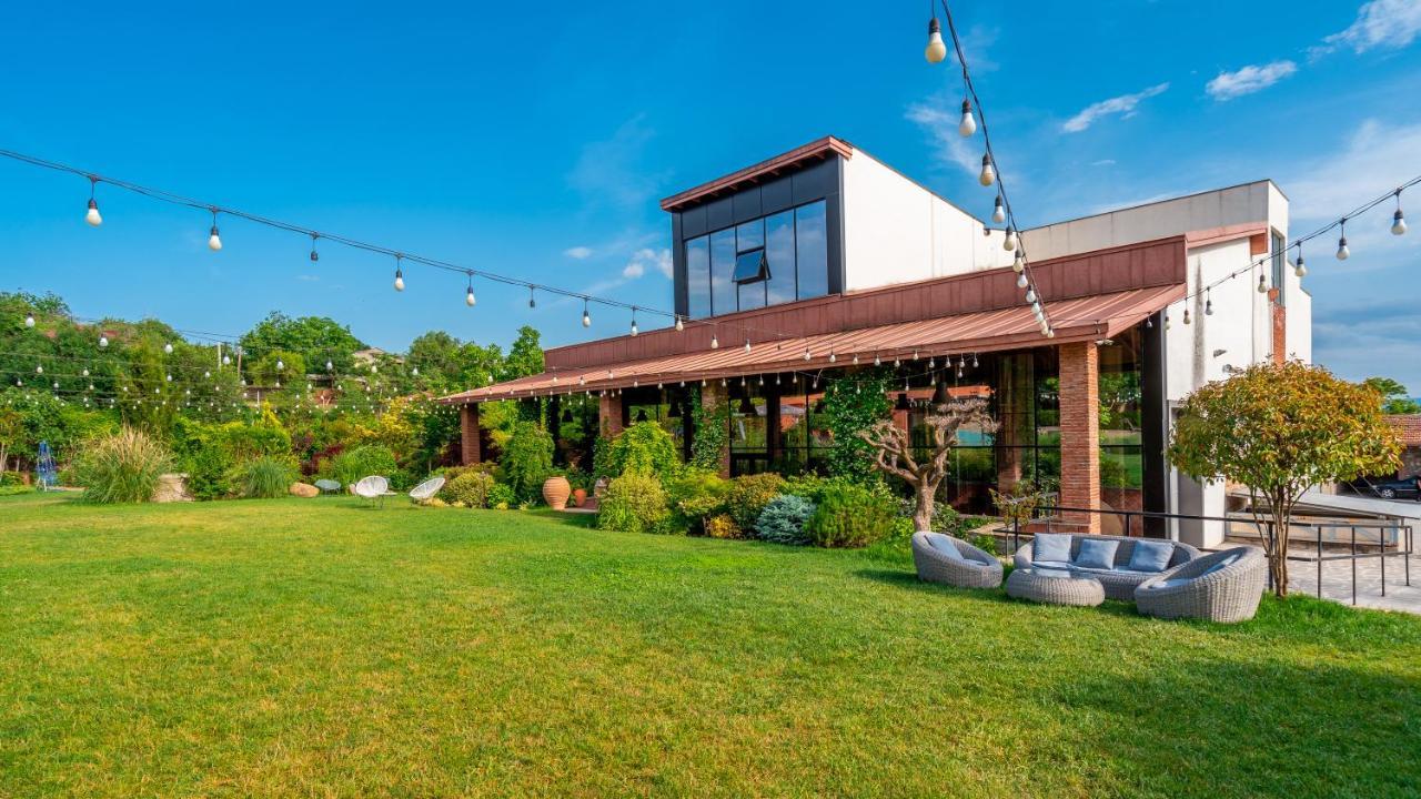 Giuaani Winery Hotel Manavi Exterior photo