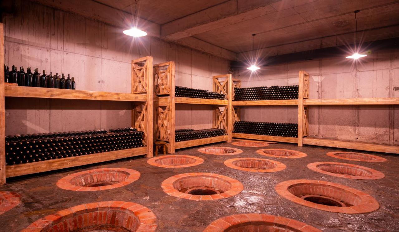 Giuaani Winery Hotel Manavi Exterior photo