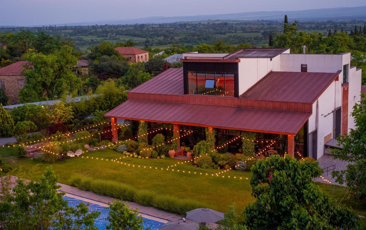 Giuaani Winery Hotel Manavi Exterior photo