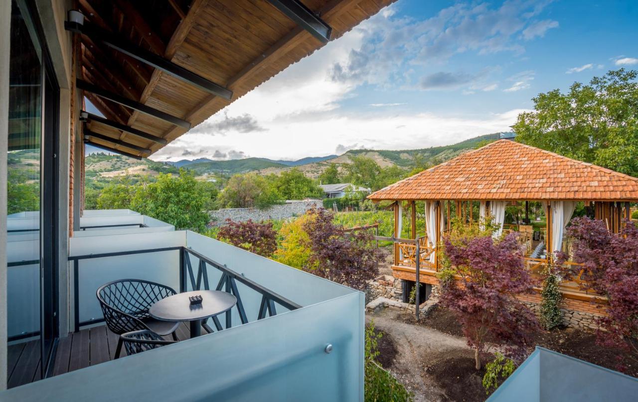 Giuaani Winery Hotel Manavi Exterior photo